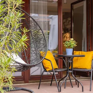 Apartament Rentplanet - Apartament Partynice, Wrocław